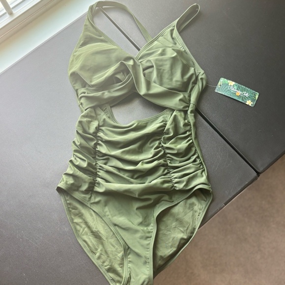 Womens Blooming Jelly Green Cutout One-Piece Swimsuit Women’s Size Medium - Picture 3 of 6